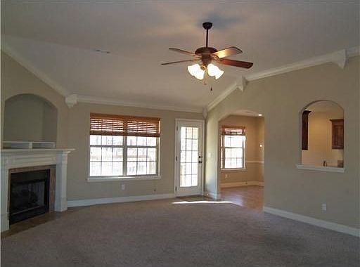 3rd image of 61 Harrington Dr