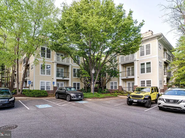 935 Beacon Square Ct APT 16, Gaithersburg, MD 20878