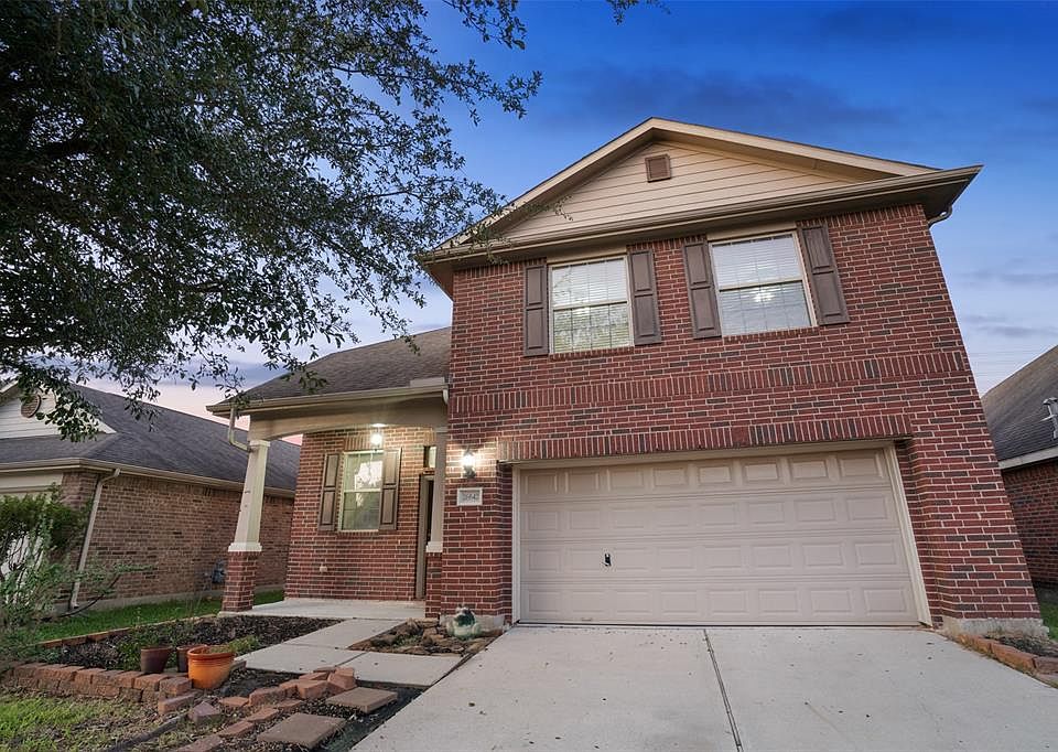 1st image of 26642 Bellwood Pines Dr