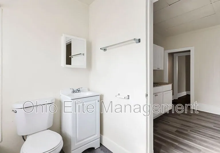 2709 Sullivant Ave — Photo 18