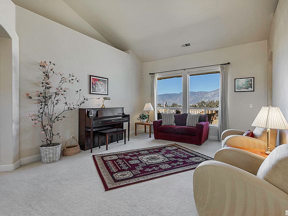 4th image of 2690 Skyline Dr