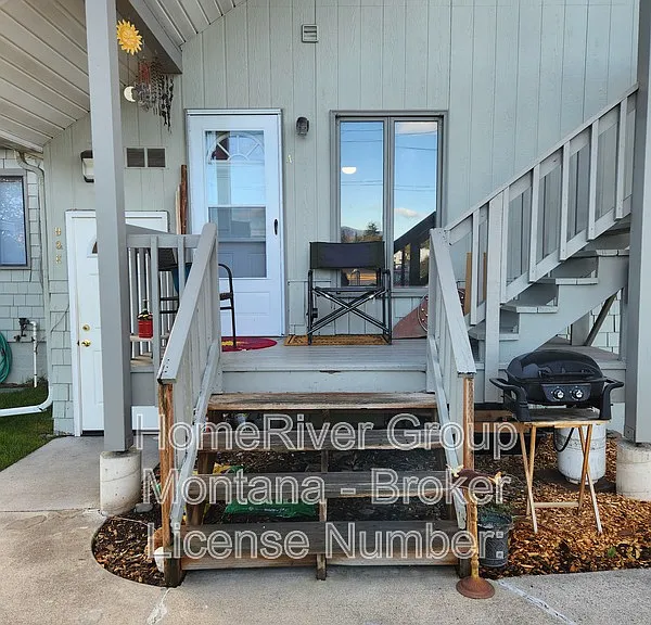 724 Strand Ave #A — Photo 4