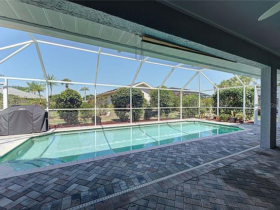 5th image of 517 Cedarwood Ln
