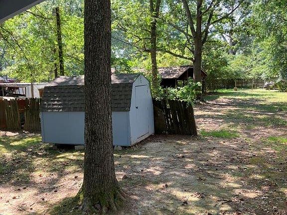 2nd image of 1411 Pine Dr
