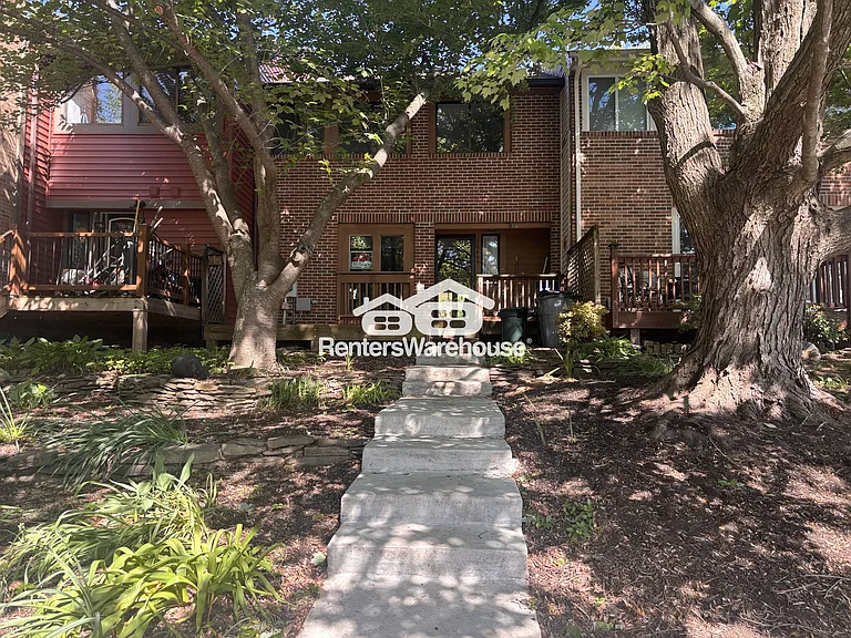 20469 Waters Point Ln — Photo 1