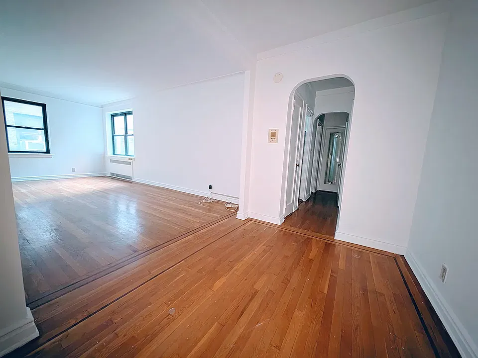 235 Lincoln Pl #3D