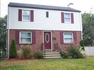 292 Tidewater Dr, Warwick, RI 02889