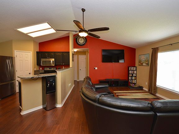 4th image of 1333 16th St