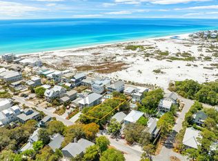 20 Magnolia St, Pt Washington, FL 32459