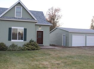 209 E 5th St, Axtell, NE 68924