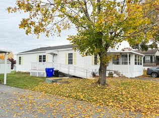 13 Meeting House Rd, Taunton, MA 02780