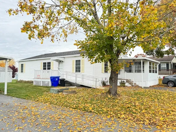 13 Meeting House Rd, Taunton, MA 02780