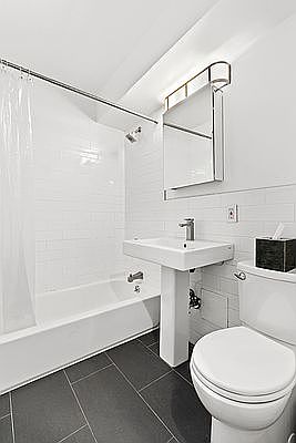 5th image of 3 Sheridan Sq APT 7A