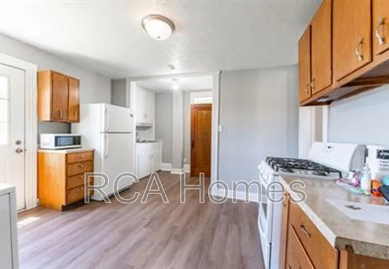 450 Shelby St #1 — Photo 2