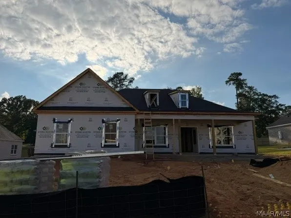 1031 Sunfield Dr, Prattville, AL 36066