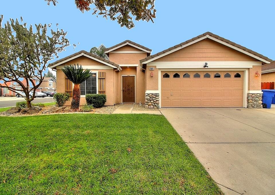 1st image of 2021 Spring Ln