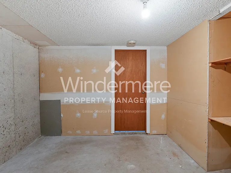 904 S McDonald Rd — Photo 14