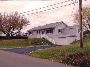 12 Hollow Rd, Catawissa, PA 17820