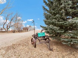 112079 N Township Road 100, Forty Mile County No. 8, AB T0K0J0