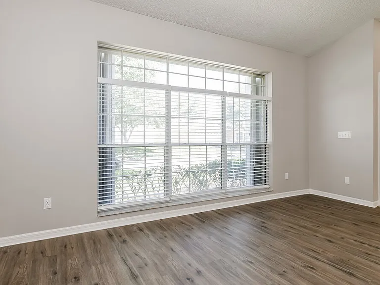 11711 Sir Winston Way — Photo 4