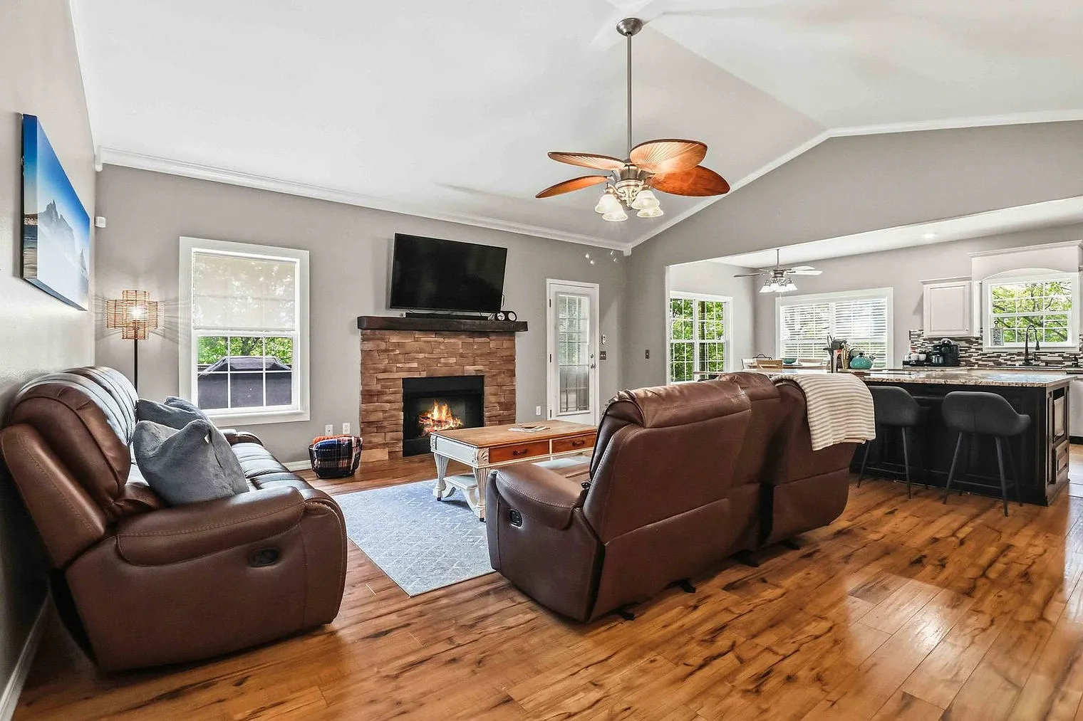 5 bed, 3.0 bath, 3713 sqft, $8,157 — Photo 1