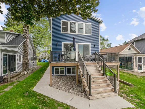 8841 Waruf Ave, Portage, MI 49002