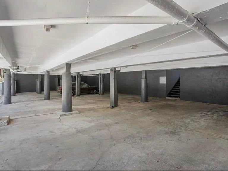 Marian Condos — Photo 41