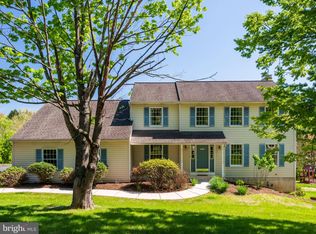 102 Noble Dr, Downingtown, PA 19335