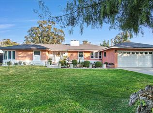 3075 Pepper Tree Ln, San Bernardino, CA 92404