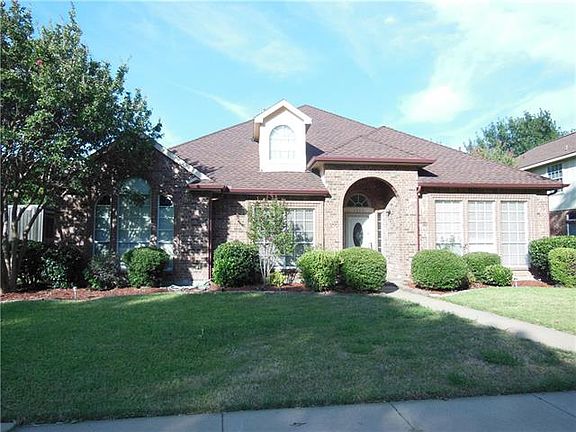 2nd image of 7004 Amethyst Ln