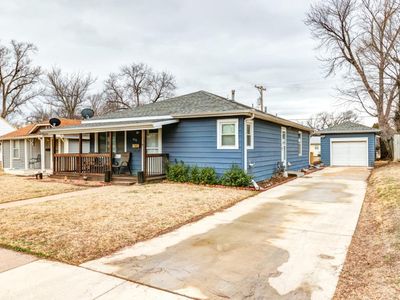 928 Sherman St, Salina, KS, 67401