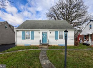 2213 Manor Ridge Dr, Lancaster, PA 17603