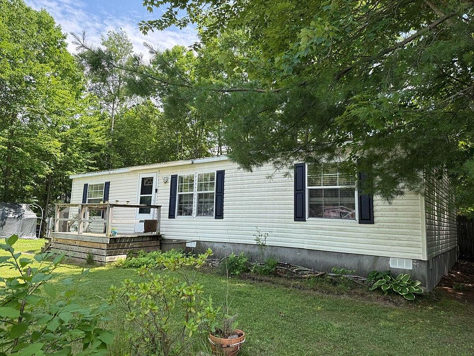 1st image of 9 Mallard Dr
