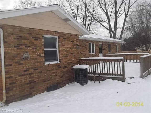 2nd image of 6017 146th Ave