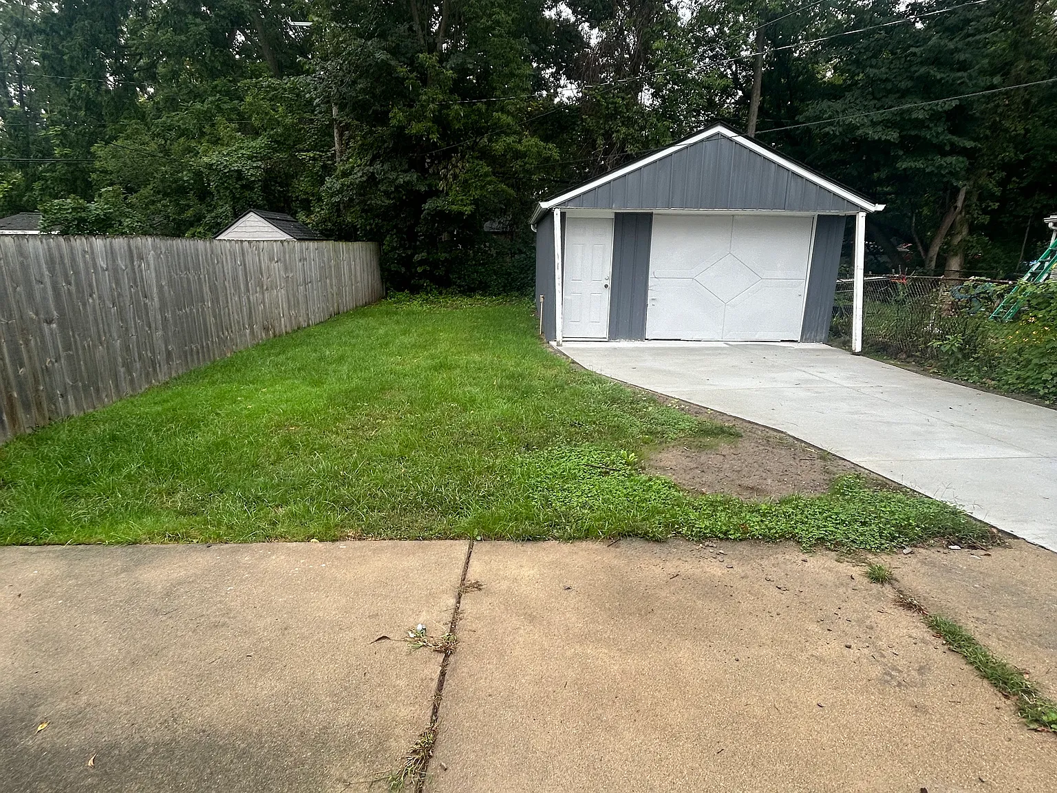 2 bed, 768 sqft, $1,150 — Photo 3