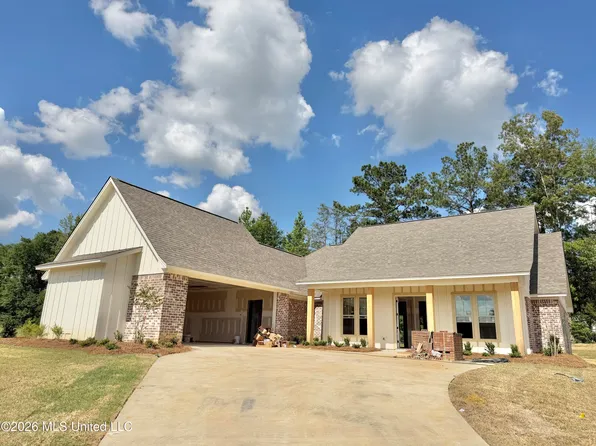 725 Celadon St, Brandon, MS 39042