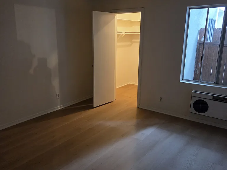 520B W Knoll Dr #520B — Photo 7