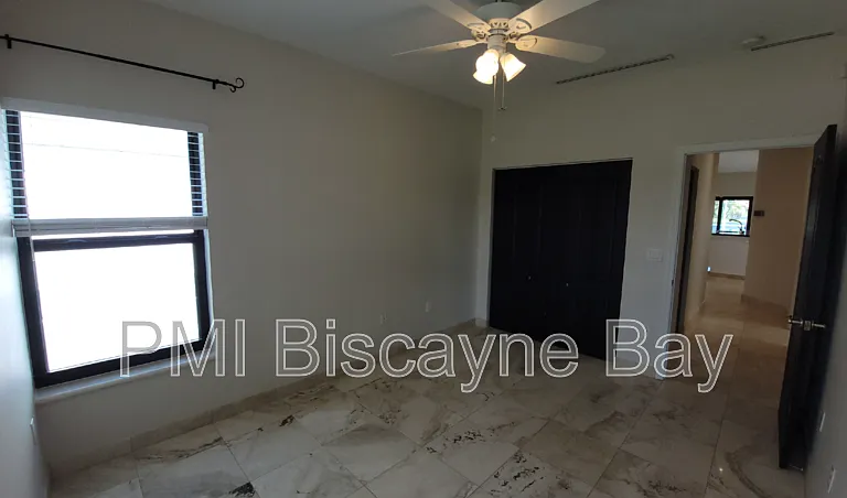 21369 SW 92nd Ave — Photo 23