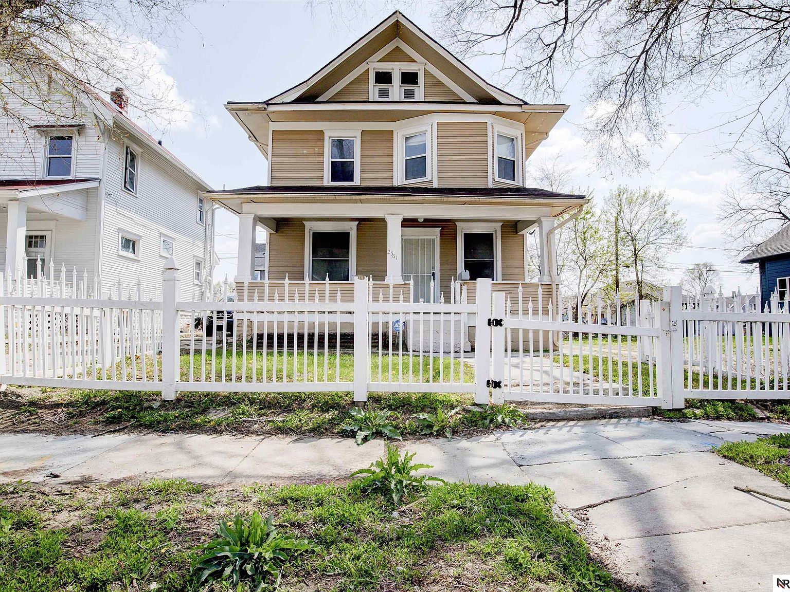 2561 Pinkney St, Omaha, NE 68111 Zillow