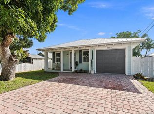 1004 SE 9th St, Stuart, FL 34996