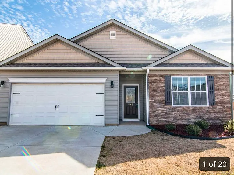 561 Townsend Place Dr — Photo 1