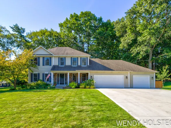 2066 Woodlark Dr, Holland, MI 49424