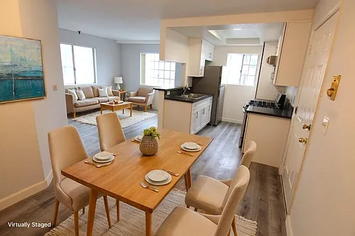 1217 N Edgemont St #101 Photo 1
