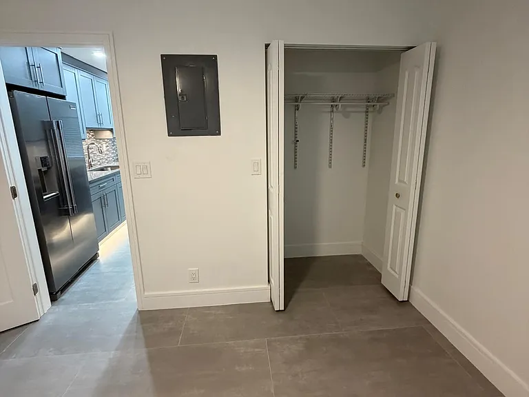 1133 NE 16th Ave #10 — Photo 7
