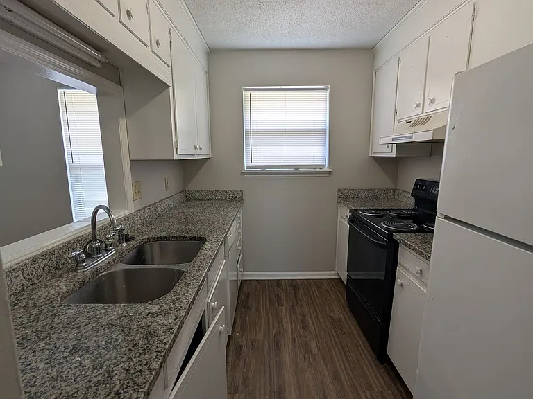 171 Hummingbird Ave #A — Photo 9