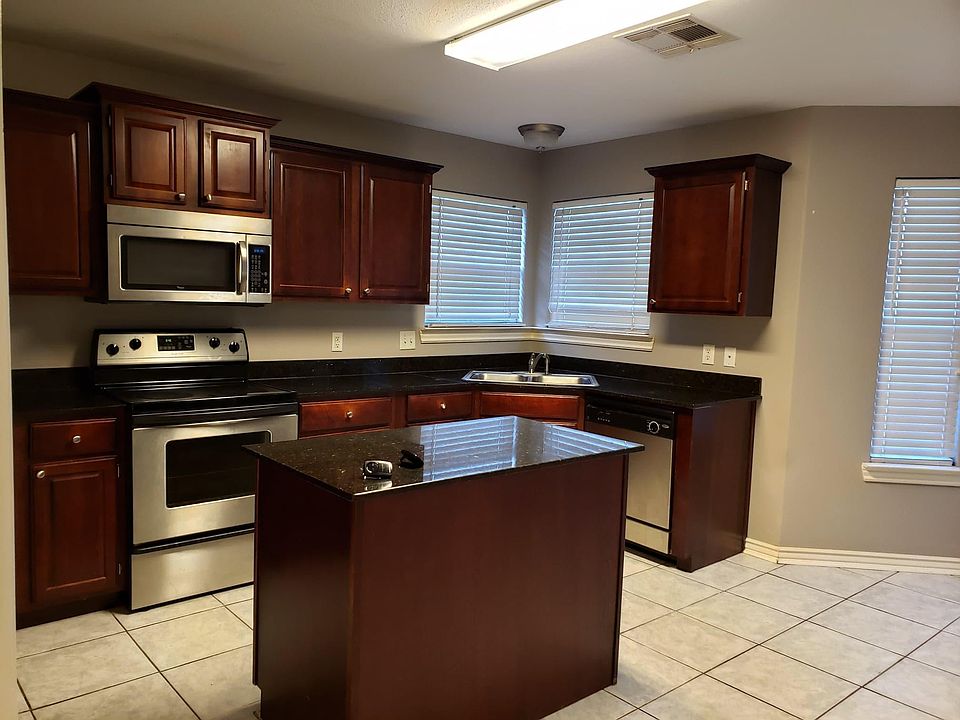 1st image of 6011 S 39th Pl