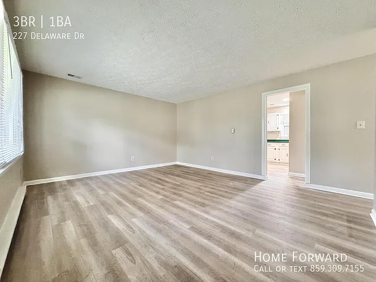 227 Delaware Dr — Photo 1