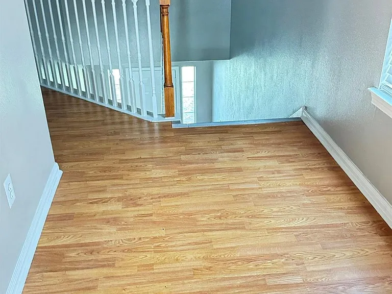 3922 Davenport St #B — Photo 4