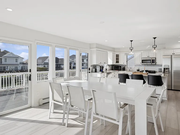 34 Shinnecock Rd — Photo 33