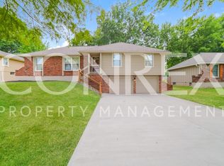 1309 SW 19th St, Blue Springs, MO 64015